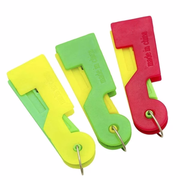 Krushi Vikas Pack 03 Pcs Automatic Needle Threader Thread Guide Elderly Use Needle Device, Multicolor