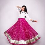 Lehariya Lehenga Skirt 8 Meter Flair Navratri - Pink